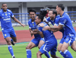 Persib Jadi Pemuncak Klasemen Paruh Musim, Pangeran Biru Siap Tancap Gas di Putaran Dua BRI Super League