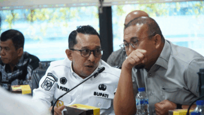 Andre Rosiade dan Bupati Eka Putra. (prokopim)