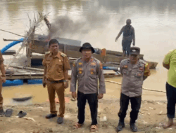 Gerak Cepat, Polsek Cerenti Musnahkan Rakit Penambang Emas di Batang Kuantan