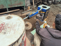 Inovasi Mahasiswa KKN Unand: Transformasi Limbah Plastik Menjadi Bahan Bakar Minyak di Ampek Koto Palembayan