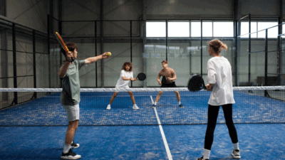 Main padel. (Kompas.com)