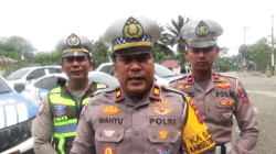 Kasat Lantas Polres Dharmasraya berikan keterangan pers