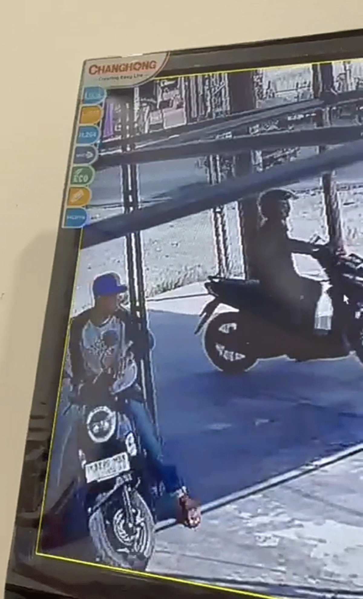 Rekaman CCTV kasus pencurian