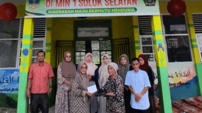 MIN 1 Solok Selatan Salurkan Zakat Fitrah, Diantar Langsung ke Penerima