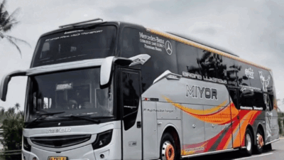 Salah satu armada bus Miyor