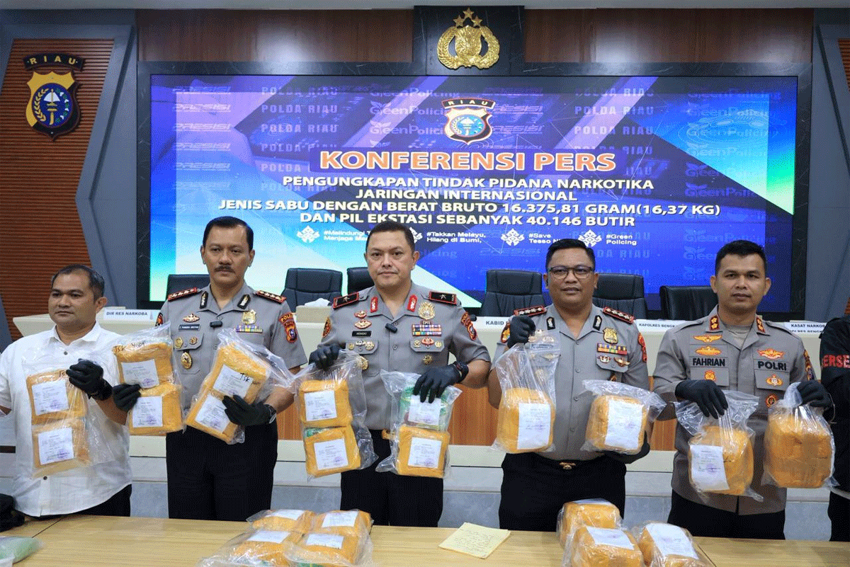 Jumpa pers Polda Riau