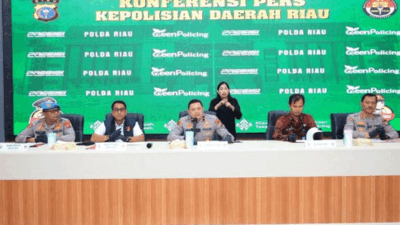Poilda Riau berikan keterangan pers pengungkapan kasus narkoba.