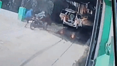 Rekaman CCTV aksi pencurian sepeda motor.