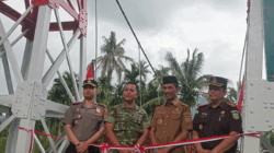 Wakil Bupati Solok Selatan H. Yulian Efi sesaat sebelum peresmian jembatan Garuda di Pauh Duo.