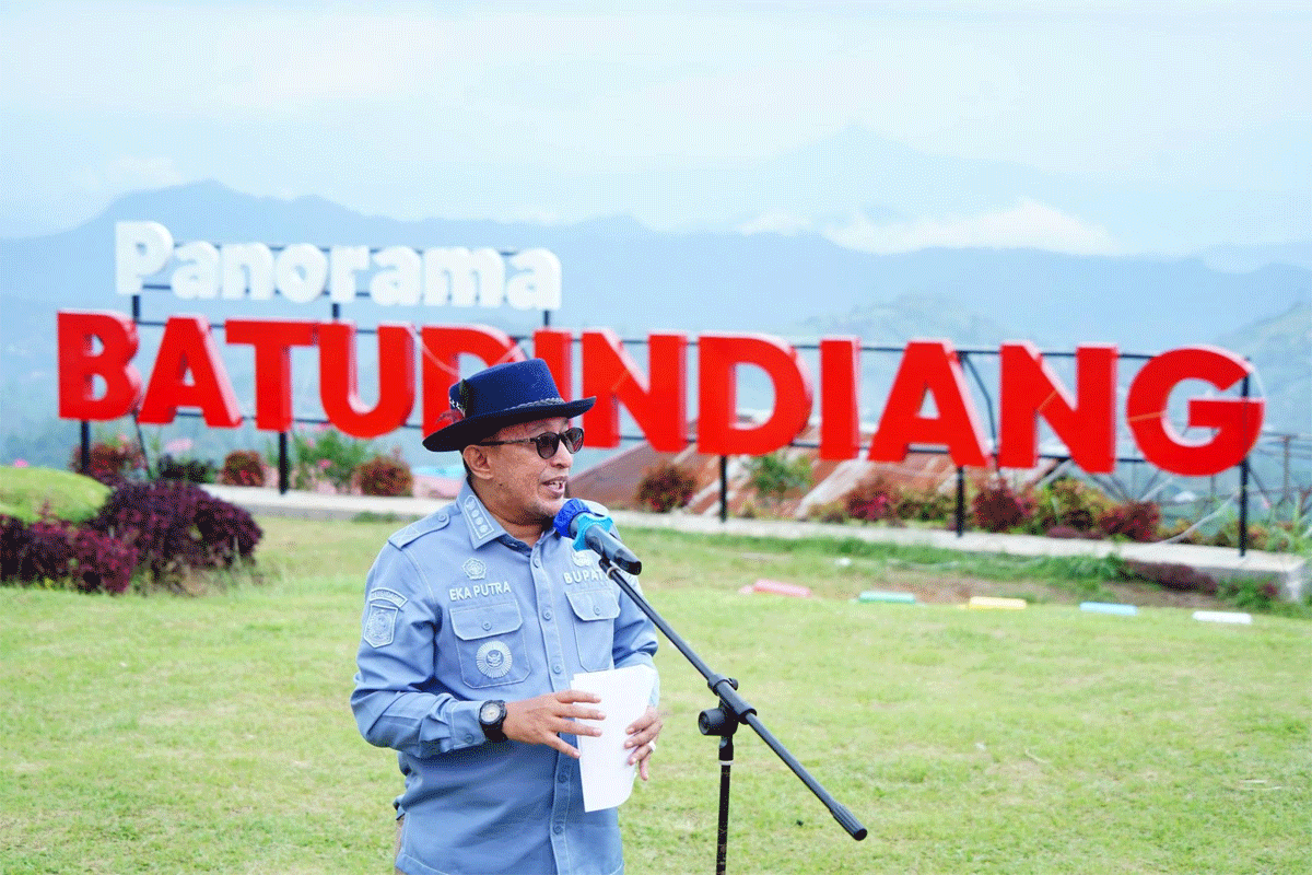 Bupati Eka Putra buka rakor di Batubadindiang. (prokopim)