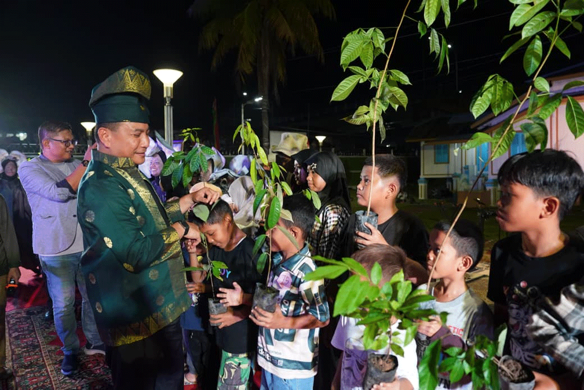 Pembukaan Festival Gajah di Pekanbaru