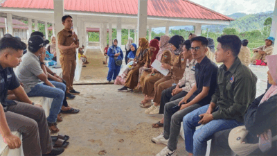 Sosialisasi pada pedagang yang akan menempati pasar yang baru.