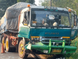 Tabrak Sepeda Motor di Jalan Lintas Sumatera, Truk Diduga Alami Rem Blong