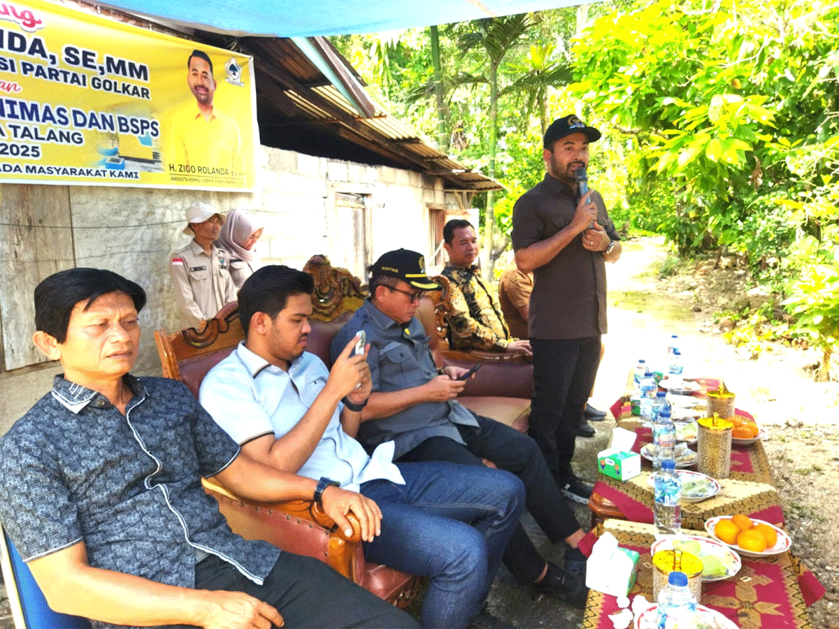 Zigo Rolanda dialog dengan masyarakat.