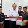 Korban Banjir Bandang Agam Terima Santunan, Jadup hingga Uang Duka
