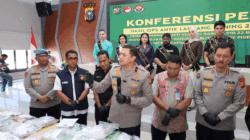 Wakapolda Riau beri keterangan pers