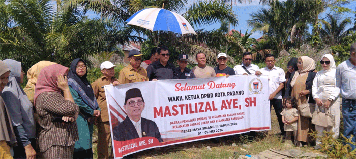 Wakil Ketua DPRD Mastilizal Aye reses di Perumahan Banda Gadang Permai RT 07 RW 01, Kelurahan Tabing Banda Gadang, Senin (4/5/2026).