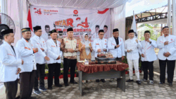 Foto bersama usai perayaan milad PKS