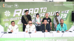 Polda Riau berikan keterangan pers.