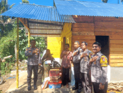 Kisah Rusnam di Solok Selatan, Hidup Serba Kekurangan hingga Dibantu Polisi