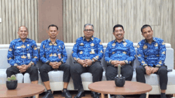 Sekretaris Daerah Kabupaten Solok Selatan, Syamsurizaldi bersama pejabat senior pemkab