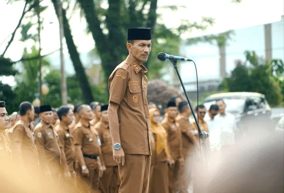 Wakil Bupati Solok Selatan beri arahan dalam apel gabungan ASN