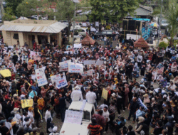Ribuan Warga Suarakan Dukung Program MBG di DPRD Jember