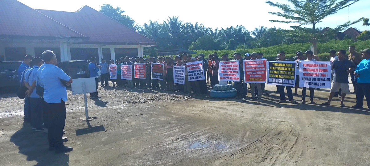 Ratusan Buruh PT Sidojadi Mogok Kerja, Tuntut Bonus Dua Bulan Gaji hingga Kepesertaan BPJS